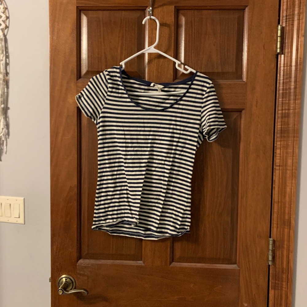 Navy blue t-shirt